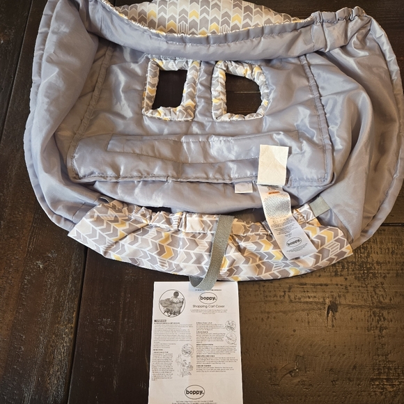 Boppy Shopping Cart and High Chair Cover, Sunshine Yellow and Gray Chevron - Picture 3 of 6